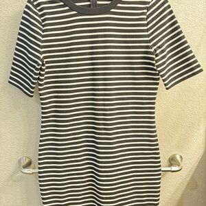 ⚫️⚪️ Michael Kors Black & White Midi Striped Dress - Medium ⚪️⚫️